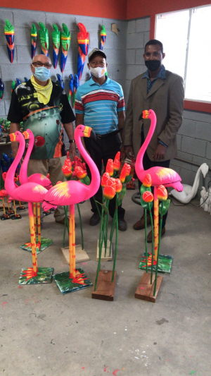 DIRECTOR GENERAL DE FODEARTE VISITA FERIA ARTESANAL DE LA UNIÓN DE ARTESANOS Y ARTISTAS DE SAN CRISTÓBAL