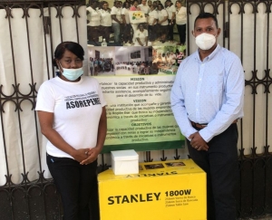 FODEARTE REALIZA ENTREGA DE HERRAMIENTAS A LA ASOCIACIÓN ASOREPEMEE