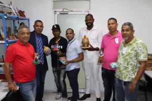 DIRECTOR GENERAL DE FODEARTE RECIBE VISITA DE COMISIÓN DE ARTESANOS DE MANOGUAYABO