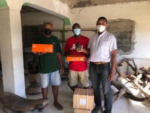 FODEARTE REALIZA ENTREGA DE HERRAMIENTAS AL ARTESANO DANIEL CASTRO