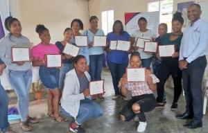 FODEARTE ENTREGA DE CERTIFICADOS DEL TALLER  AVANZADO DE FABRICACIÓN DE MOLDE EN COTUÍ