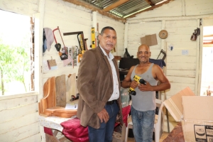 FODEARTE REALIZA ENTREGA DE HERRAMIENTAS AL ARTESANO RAMÓN SIMET DE LA CRUZ