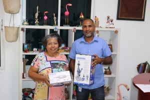 FODEARTE REALIZA ENTREGA DE HERRAMIENTA A LA ARTESANA ZORAYA TORRES